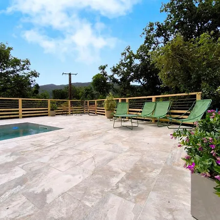 Magnifique Piscine & Sur